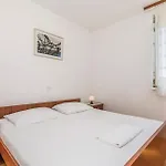Cozy In Barbat With Kitchen * Barbat na Rabu