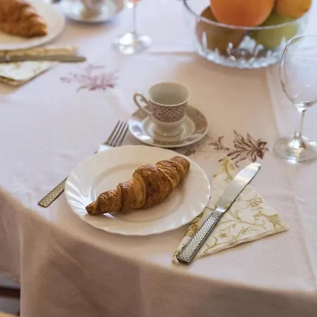 Cozy In Barbat With Kitchen