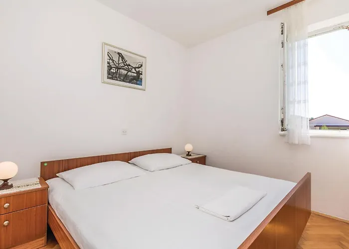 Cozy In Barbat With Kitchen * Barbat na Rabu