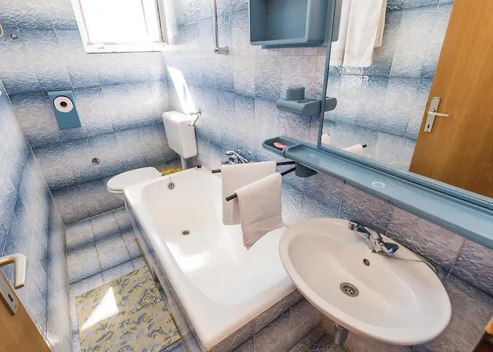 Cozy In Barbat With Kitchen Barbat na Rabu